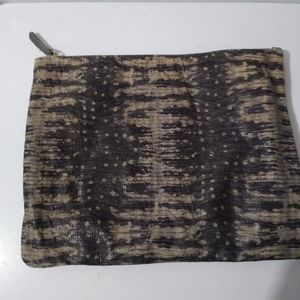 Eayrslee vegan leather cosmetic bag